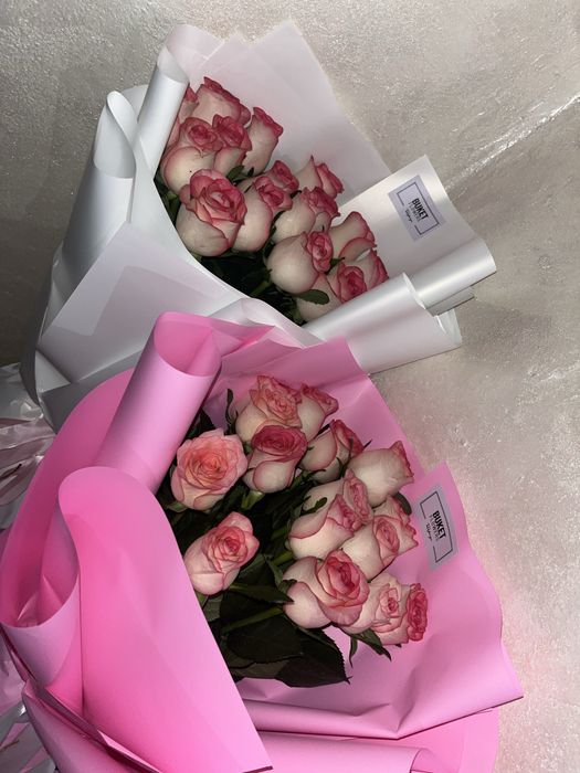 свежие розовые розы