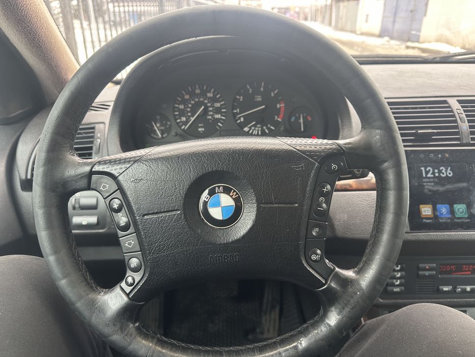 Продам руль на бмв е38 е53