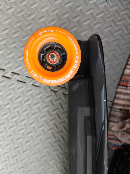 Skateboard electric 1100W Tynee Mini 3SL + Set roti de schimb noi