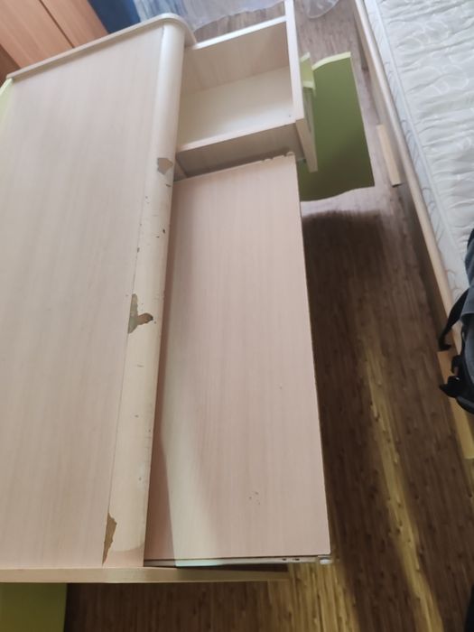 Парта для домашних занятий