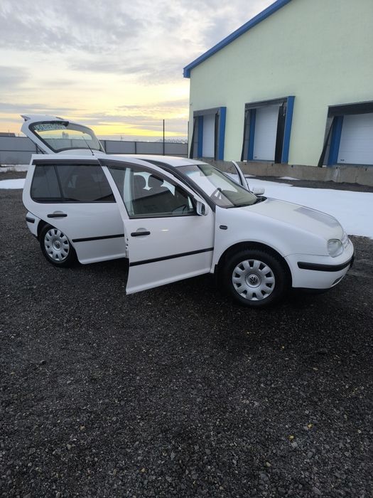 Гольф 4 в хорошем состоянии.