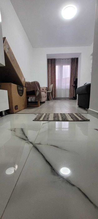 Garsoniera in Onesti, zona de sus, etaj 2.