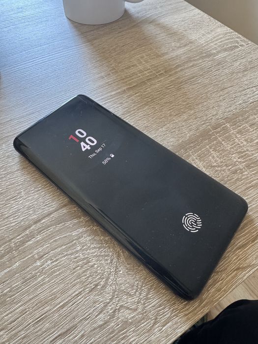Продавам OnePlus 7 Pro