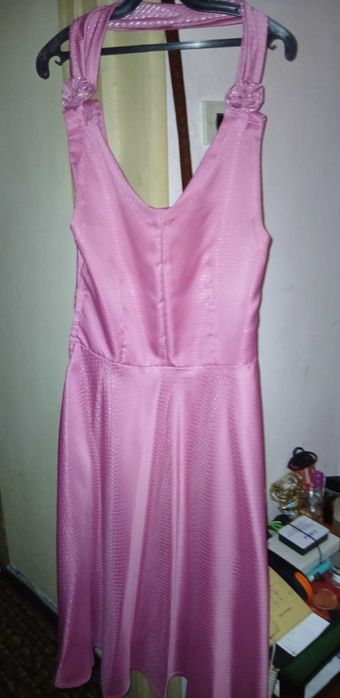 Set elegant damă: Rochie și sacou roz, ideală pentru nuntă evenimente