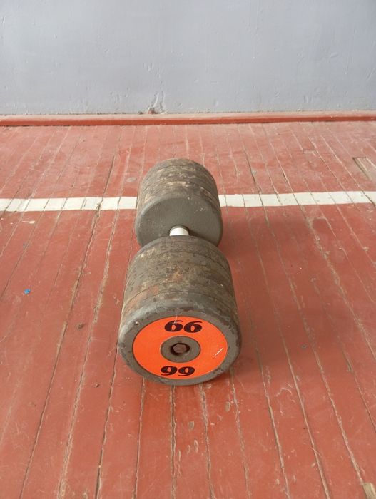 Arm wrestlingchilar uchun maxsus gantel