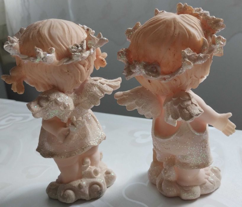 Фигурки на Ангели (момче/момиче) от смола (14х7см.)