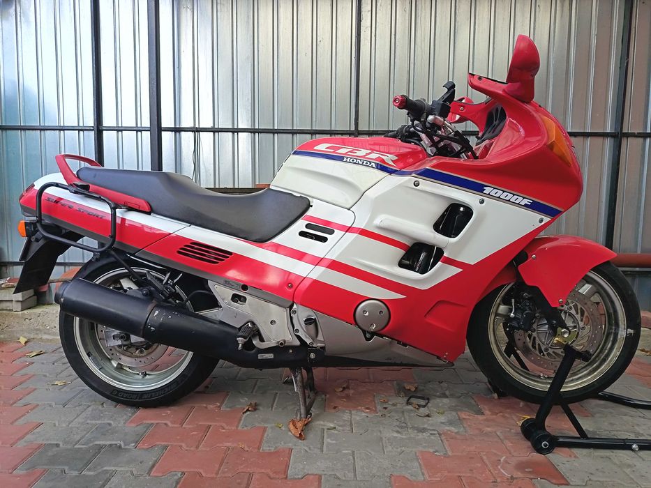 Vand Honda CBR 1000F