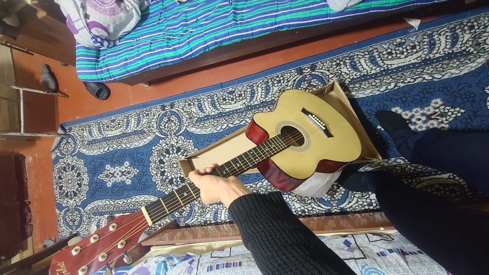 Gitara yangi classik