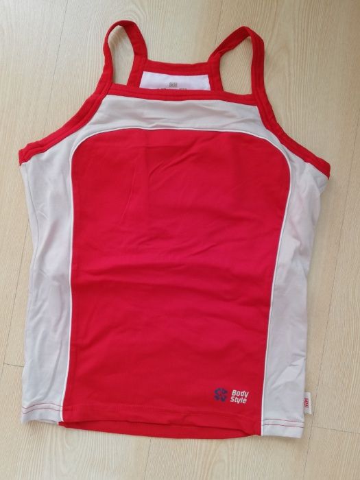 Спортни дрехи 2бр. за 10лв.