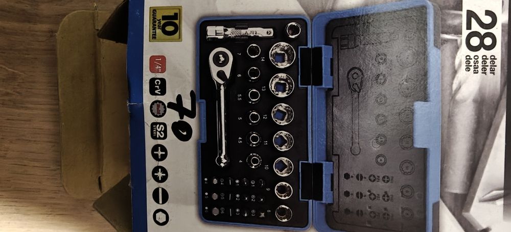 Set chei tubulare – 28 piese, 1/4”, CrV – NOU, 10 ani garanție
You sai