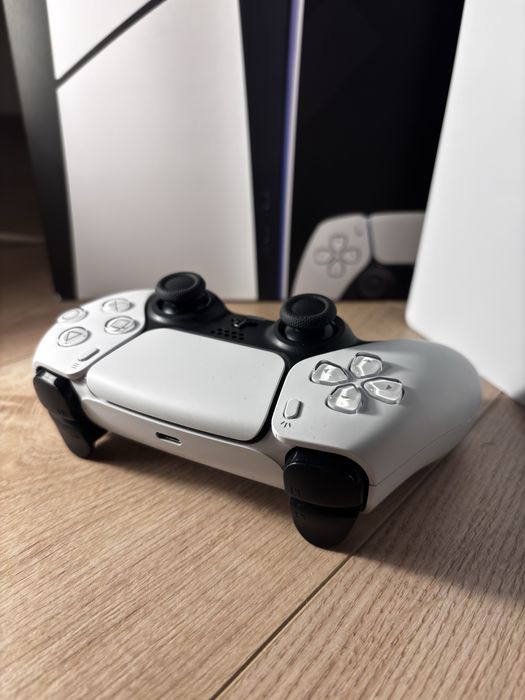 PlayStation 5 (PS5) Slim Digital Edition CA NOU - 3 ANI EXTRAGARANȚIE