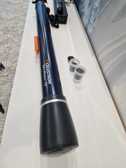 Телескоп CELESTRON AstroMastet 70