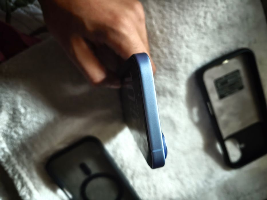 iPhone 17 256gb  ! 24 цикъла на батерията !