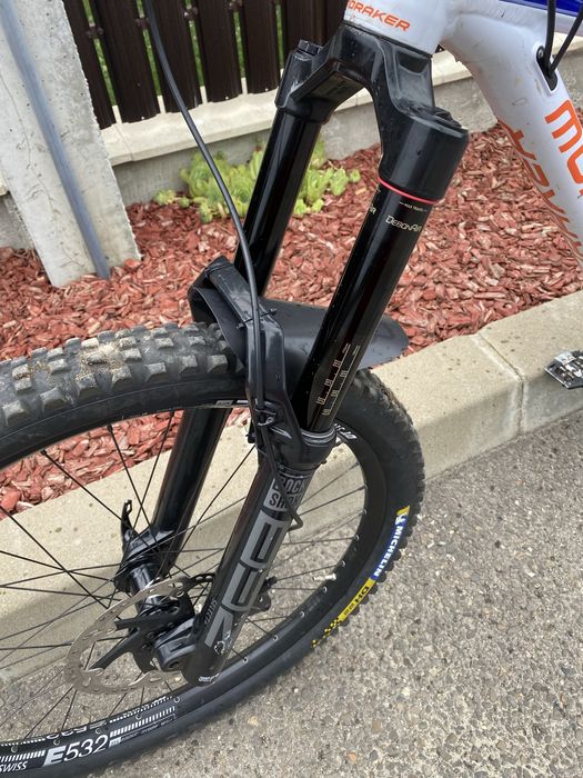 De vanzare furca rockshox zeb select+ 27,5 180mm