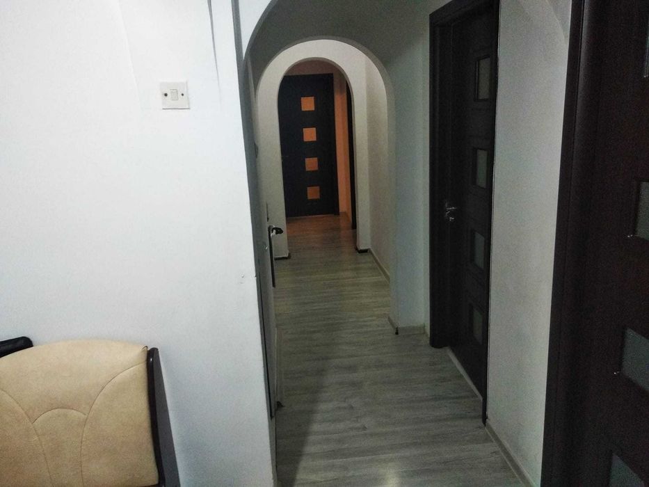 De vânzare: Apartament 3 camere decomandat