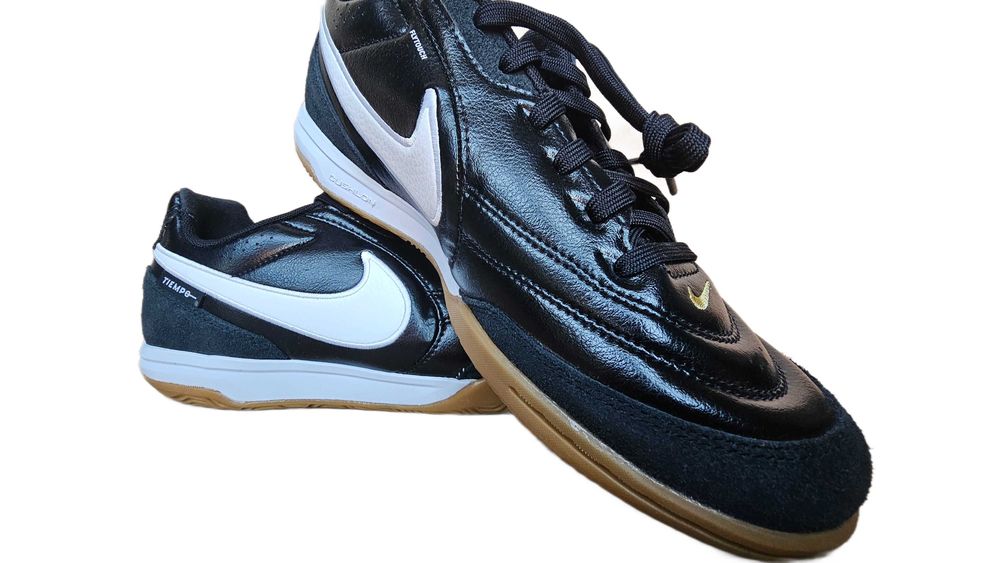Ghete fotbal sala NOI Nike Tiempo Streetgato marimea 40,5 Piele Natur