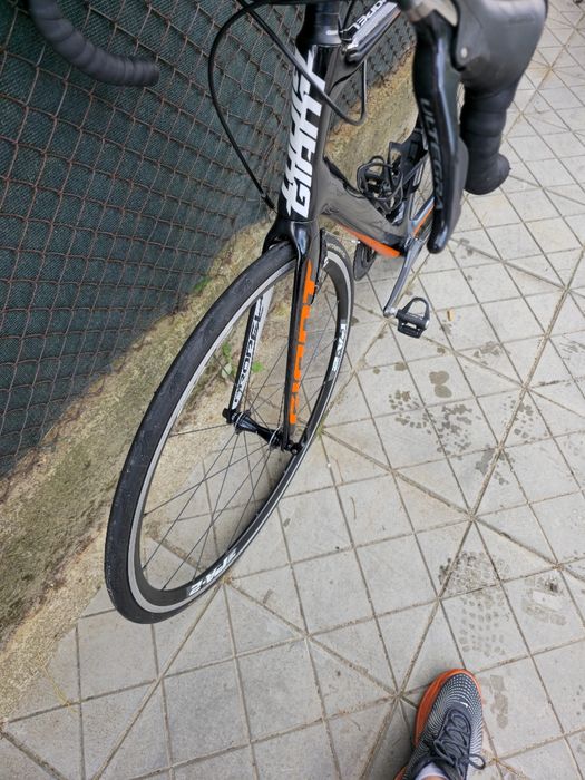 Карбонов Шосеен велосипед Giant Propel L размер 2х11 Ultegra Перфектен
