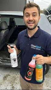 Curățare și Spălare Tapițerie în Oradea – Auto & Canapele Saltele Detailing Interior Clean Spot Igienizare la Domiciliu