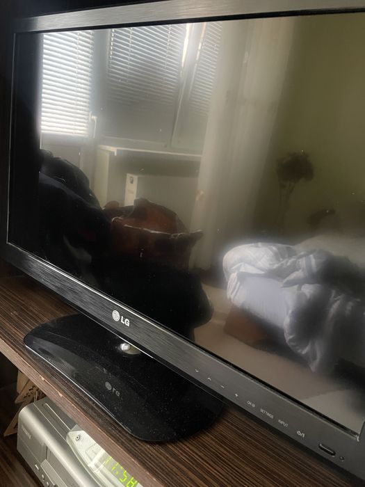 Televizor LG LED 80 cm