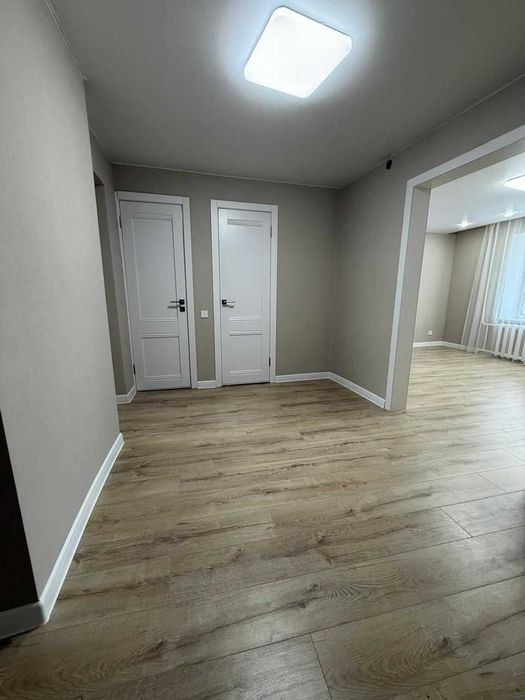 Продается евро 3 комн кв. А-хана,18