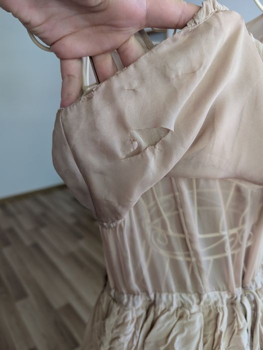 Zara mătase rochie