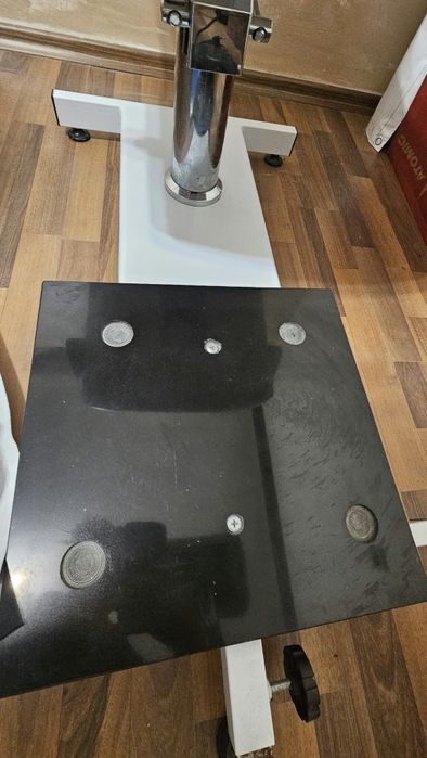 Стол за педикюр София