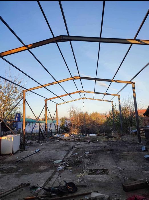 Vînd hale industriale 10x25x4