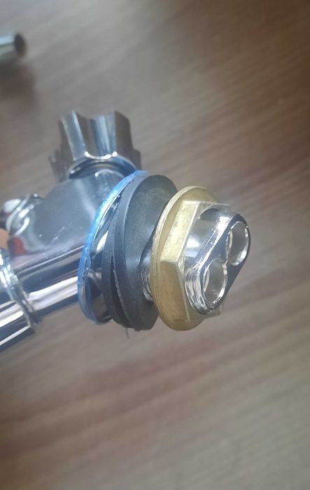 Продам смеситель