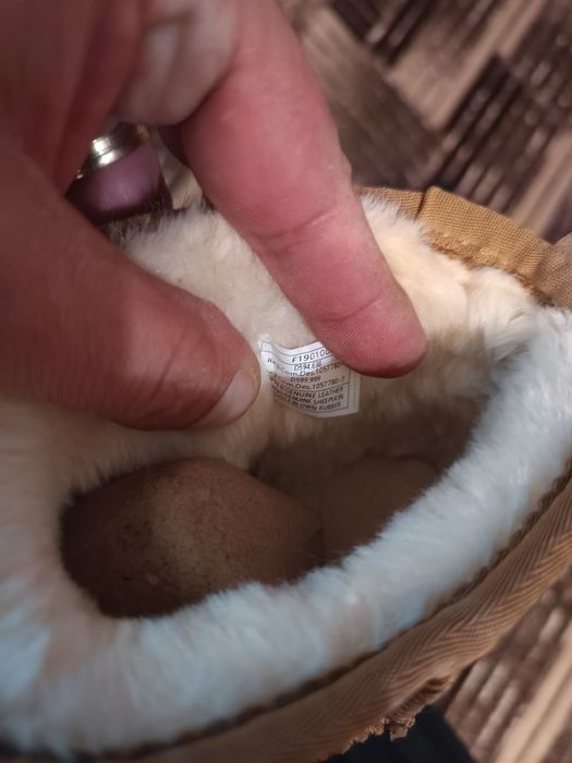 UGG Cizme Classic Mini II