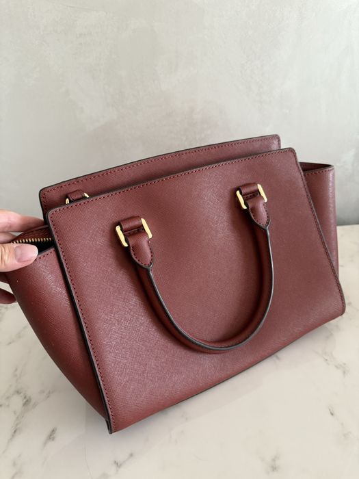 Продам сумку Michael Kors оригинал (канва)