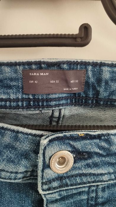 Продавам мъжки дънки Zara