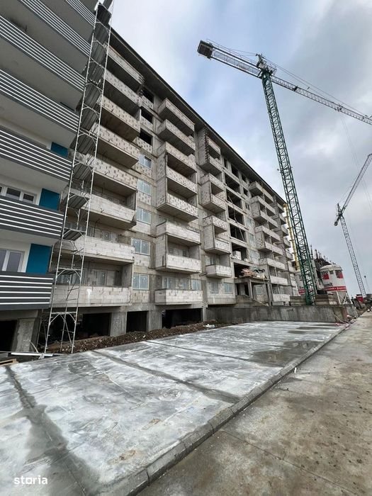Metrou Berceni zona noua - garsoniera cu bucatarie patrata — fotografia 3