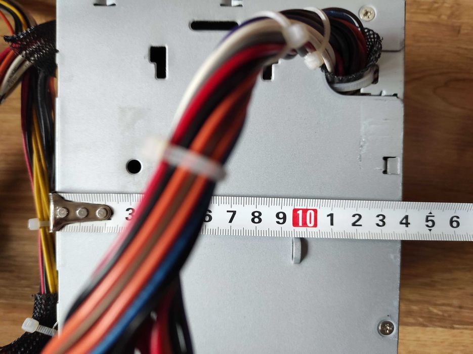 Марково Захранване от / за DELL