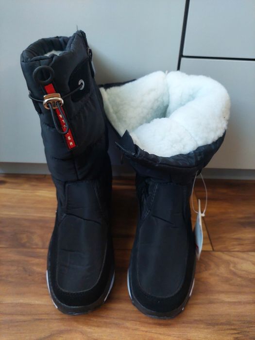 Дамски зимни ботуши