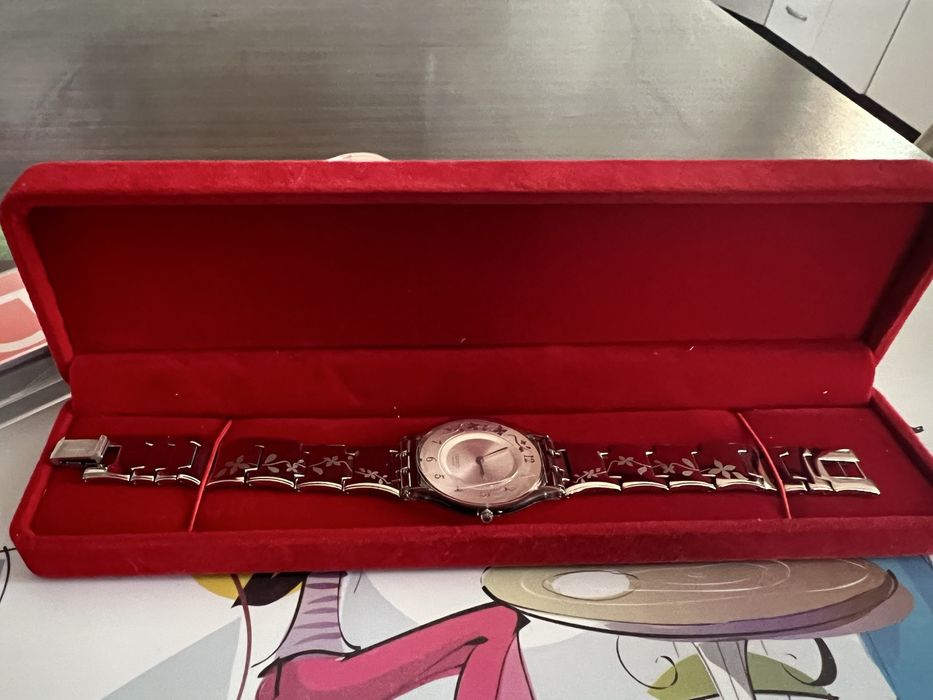 Ceas Swatch nou, cu folie + garanție, cutie cadou