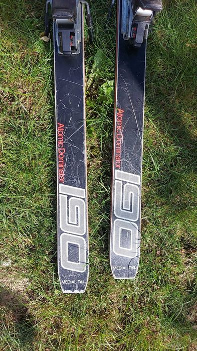 schiuri atomic dominator i90 , pentru adulti -Austria -folosite  bune