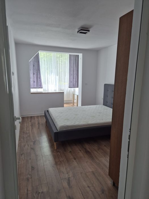 Apartament 3 camere proaspăt renovat
