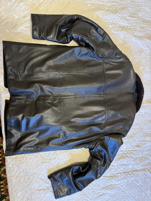 Продаю мужскую дублёнку\куртка из натурального меха. Воротник Норка