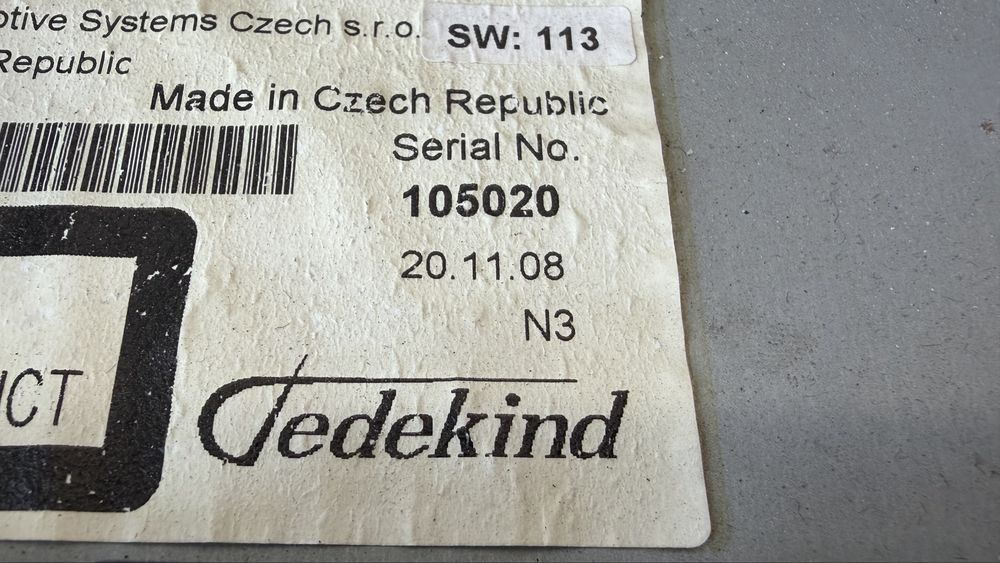 Оригинално CD/MP3 за TOYOTA AVENSİS T27 2008 - 2015г