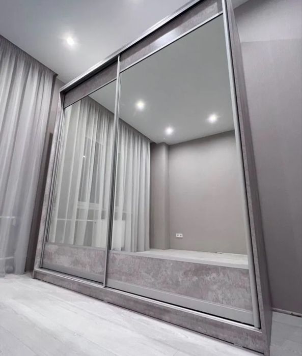 Шкаф купе серый как новый