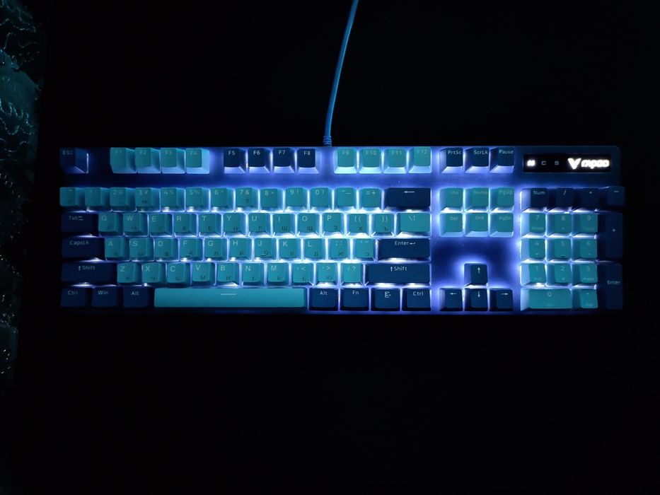 Продам клавиатуру механическую