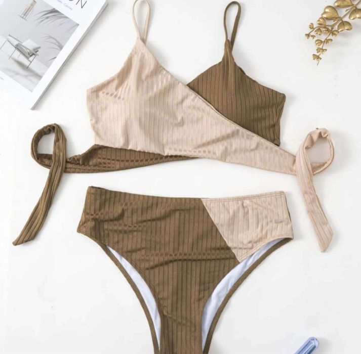 Бански две части размер ХЛ / ХХЛ