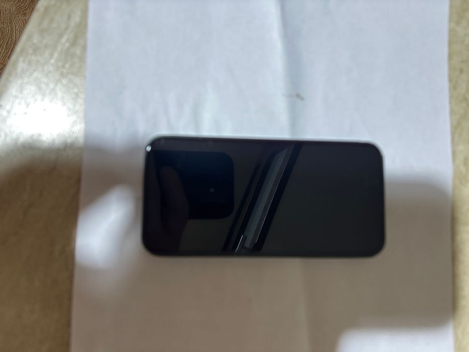 Iphone 13 mini в хорошем состояние