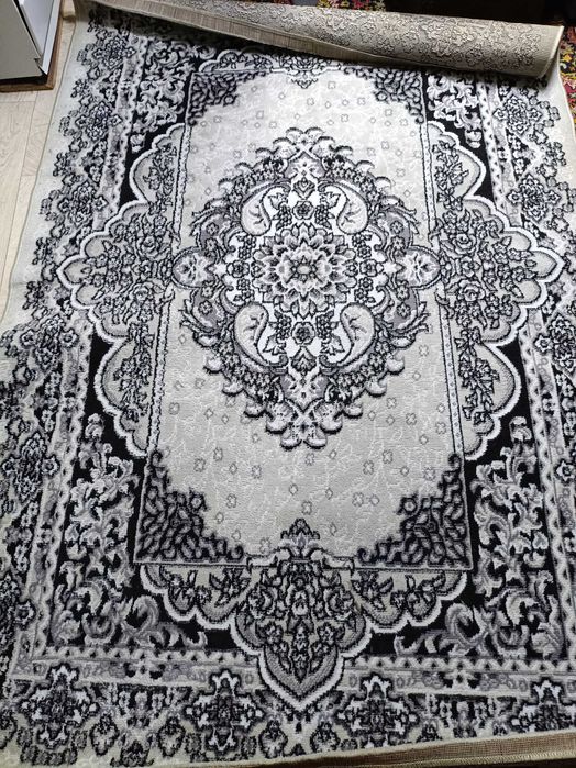 Продам ковер 150*230