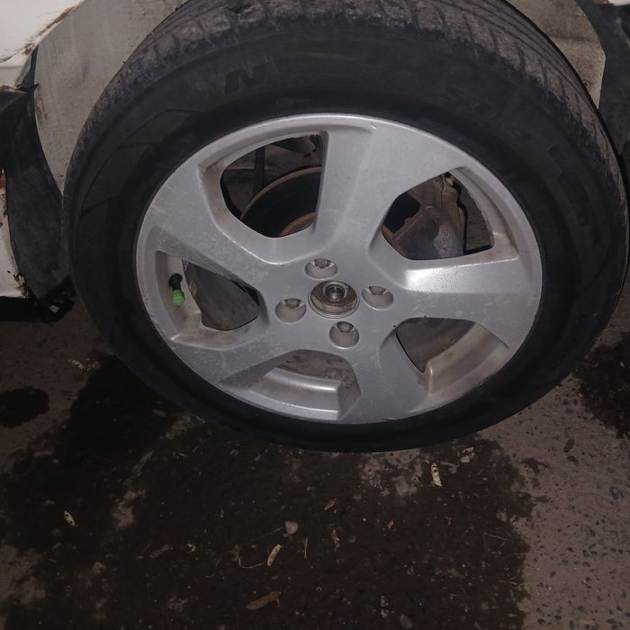 Продам диски шинами 195/55/16