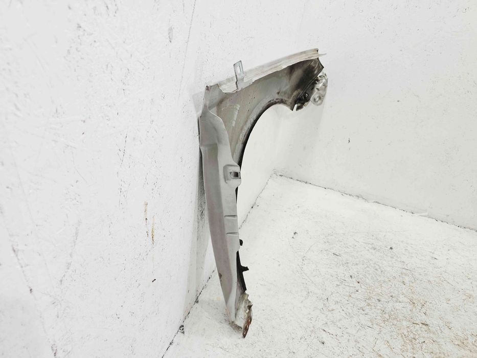 Aripa stanga fata Ford Focus 3 (CB8) [Fabr 2011-2015] Moondust Silver