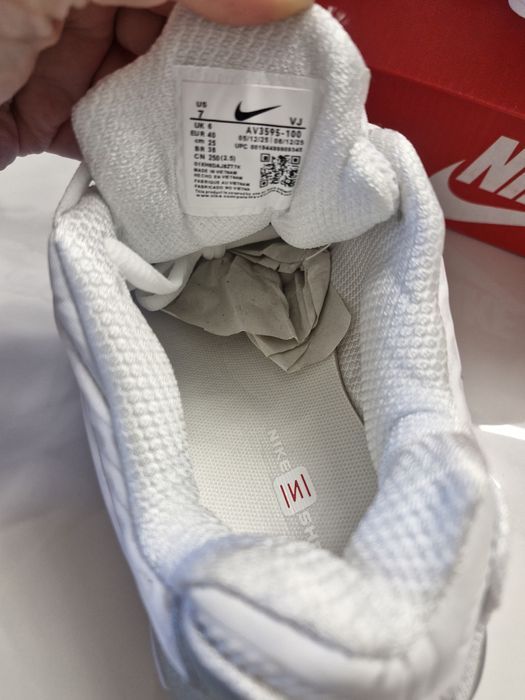 Adidași Nike , mărimea 40 nou cu etichetă