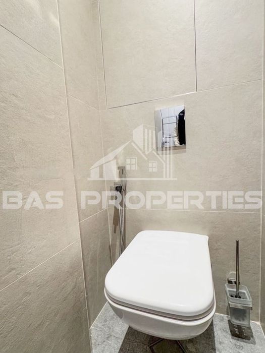 Продава се Тристаен апартамент в София, Център - 90 кв.м за 2805 €/кв.м - Снимка #12