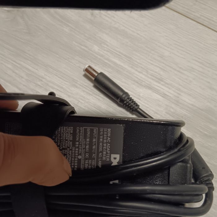 Dell incarcator 19.5v