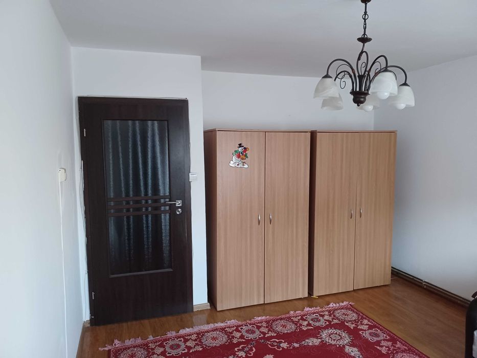 Garsonieră de închiriat